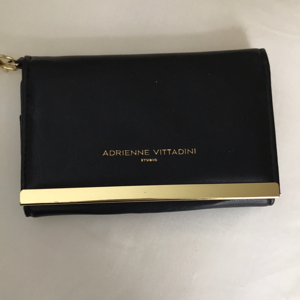 Adrienne Vittadini Wallet/Wristlet